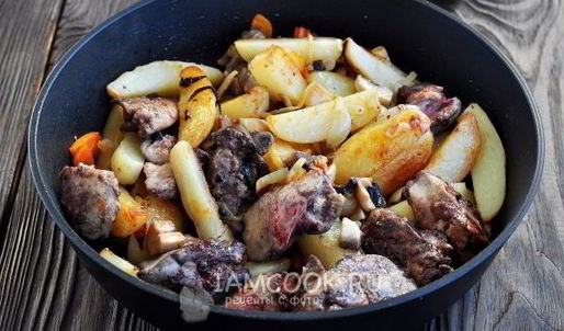 жареная картошка с печенью