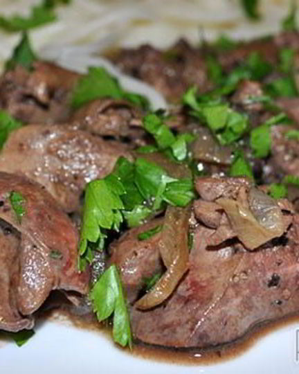 Рецепт жареной куриной печени с луком