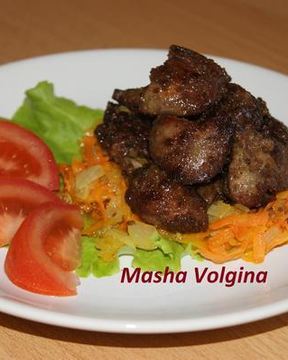 Жареная куриная печень с сердечками