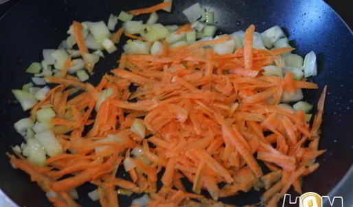 жареная куриная печень с сердечками