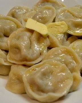 Готовим пельмени с капустой