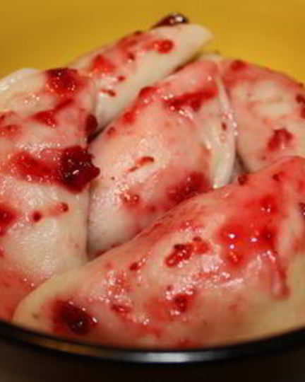 Рецепт пельменей с уткой и клюквенным соусом