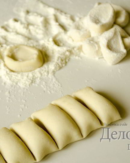 Рецепт пресного теста для вареников и пельменей