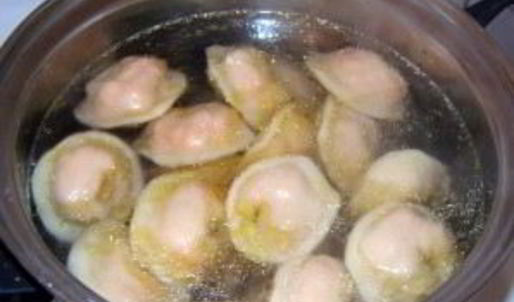 рыбные пельмени из горбуши