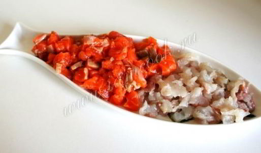 рыбные пельмени с овощами