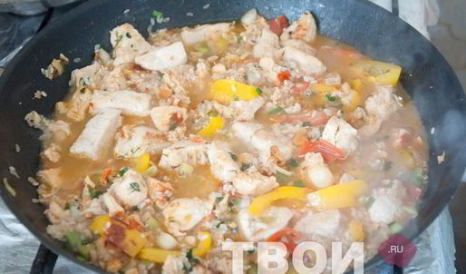 паэлья с курицей