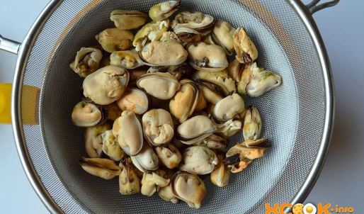 паэлья с мидиями