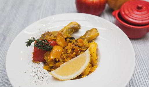 паэлья с морепродуктами и цыпленком