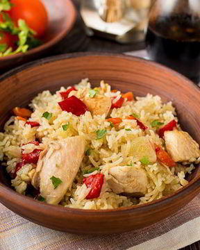 Плов из курицы со сладким перцем