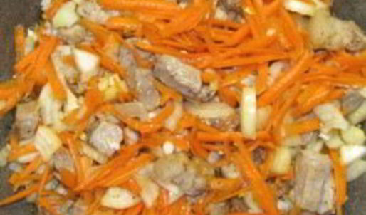 плов из свинины на сковороде