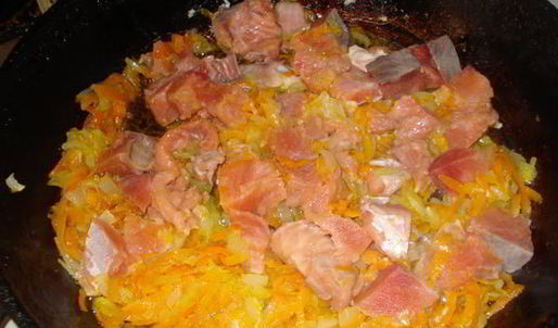 плов с горбушей