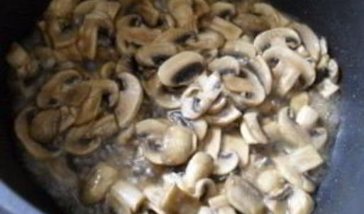 плов с грибами и мясом