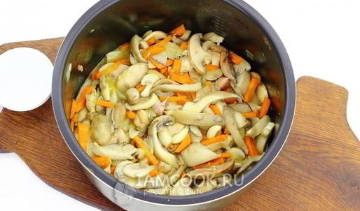 плов с грибами в мультиварке