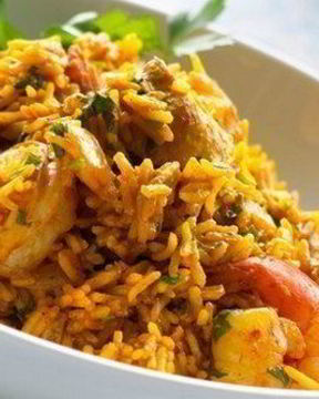 Плов с курицей, грибами и овощами в микроволновке