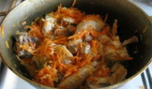 плов с курицей в утятнице