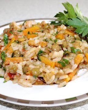 Полезный плов с чечевицей