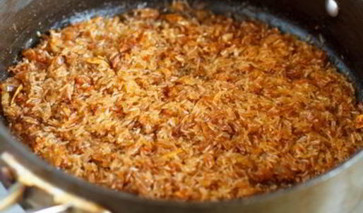 пряный пилав с курицей и вялеными томатами