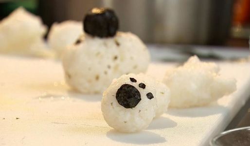 фрикасе из курицы с рисовым медвежонком