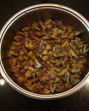 Грибное рагу с полентой