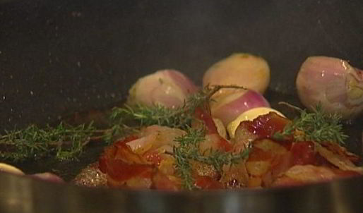 мясное рагу с чечевицей и шалотом