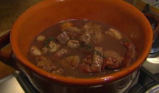 мясное рагу с чечевицей и шалотом