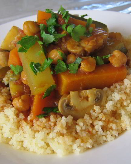 Рецепт овощного рагу с грибами и кускусом