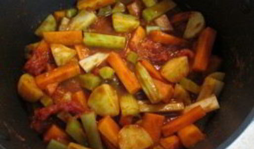 овощное рагу с грибами и кускусом