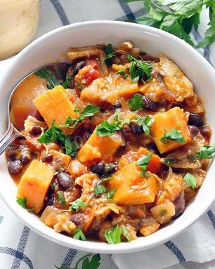 Овощное рагу с куриной грудкой