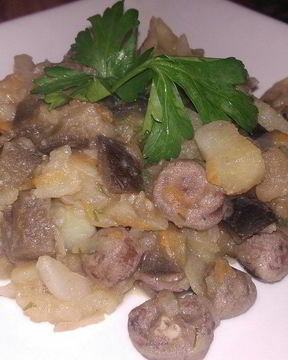 Овощное рагу с куриными сердечками