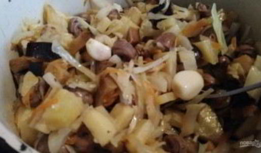 овощное рагу с куриными сердечками