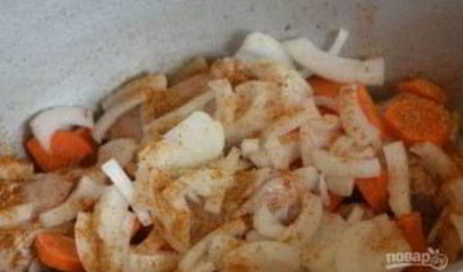 овощное рагу с курицей и кабачками