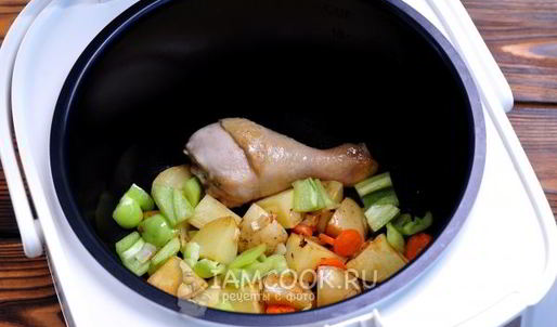 овощное рагу с курицей в мультиварке