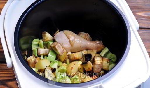 овощное рагу с курицей в мультиварке
