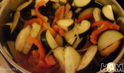 рагу из баклажан с перцем