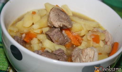 рагу со свининой, говядиной, картофелем и репой