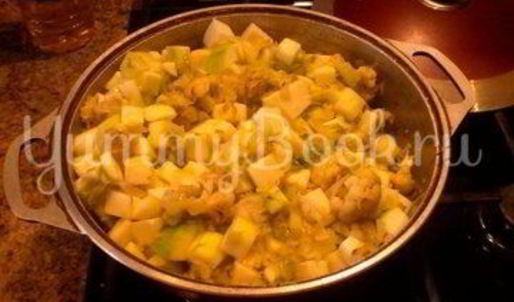 зеленое рагу в сливочном соусе