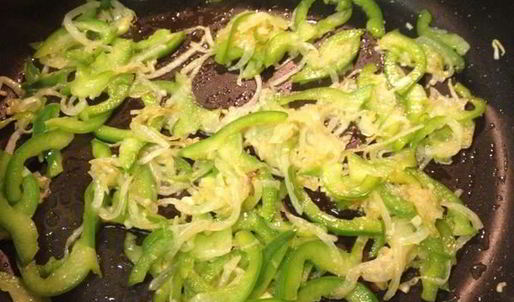 рисовая лапша с креветками и мидиями