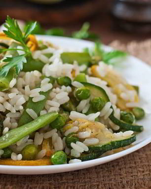 Овощное ризотто с козьим сыром