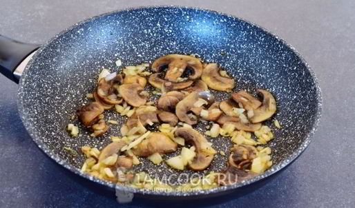 ризотто из пасты орзо с грибами и горошком