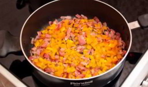 ризотто с беконом и болгарским перцем