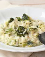 Ризотто с брокколи и поджаренными орешками кешью