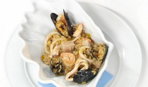 ризотто с морепродуктами и белыми грибами