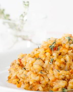 Ризотто с помидорами и свежим тунцом