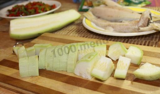 филе минтая в духовке с овощами запеченное