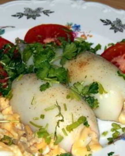 Рецепт кальмара, фаршированного грибами и яйцом