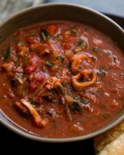 Рецепт кальмаров в томатном соусе