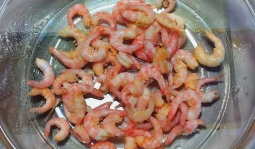 креветки в томатном соусе