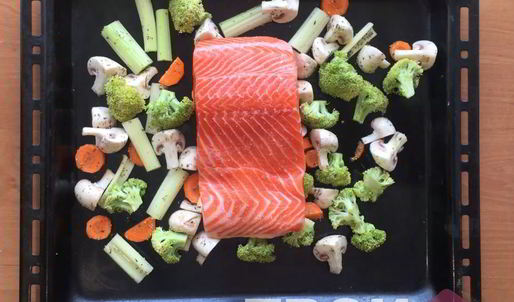 лосось с овощами в медовом соусе