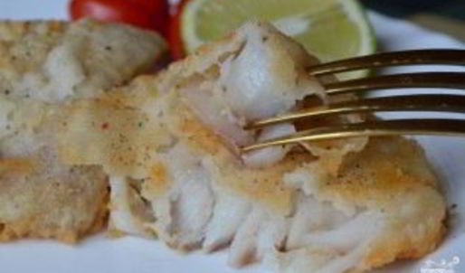 минтай на сковороде