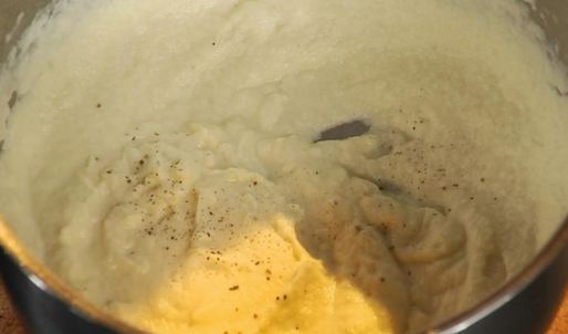 морской гребешок на пюре из цветной капусты